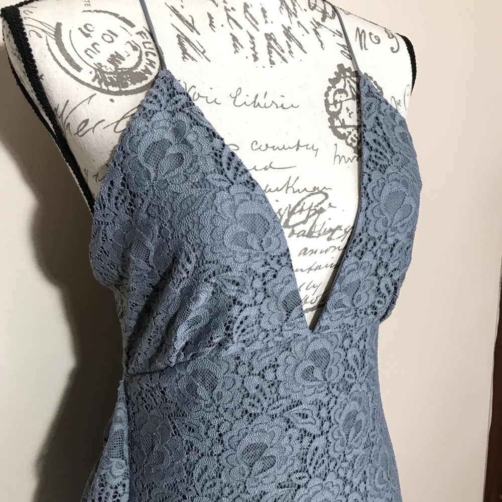 🏷Gray Lace Maxi Dress - Picture 2 of 6